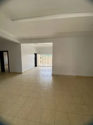 Furnished 3bdrm Apartment in Osapa london for rent