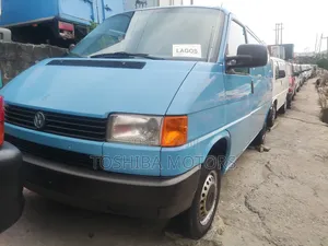 Volkswagen Transporter 2004 Blue