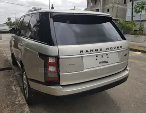 Land Rover Range Rover Sport HSE 4x4 (3.0L 6cyl 8A) 2014 Gold