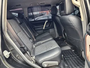 Toyota Land Cruiser Prado 2.7 i 2012 Black