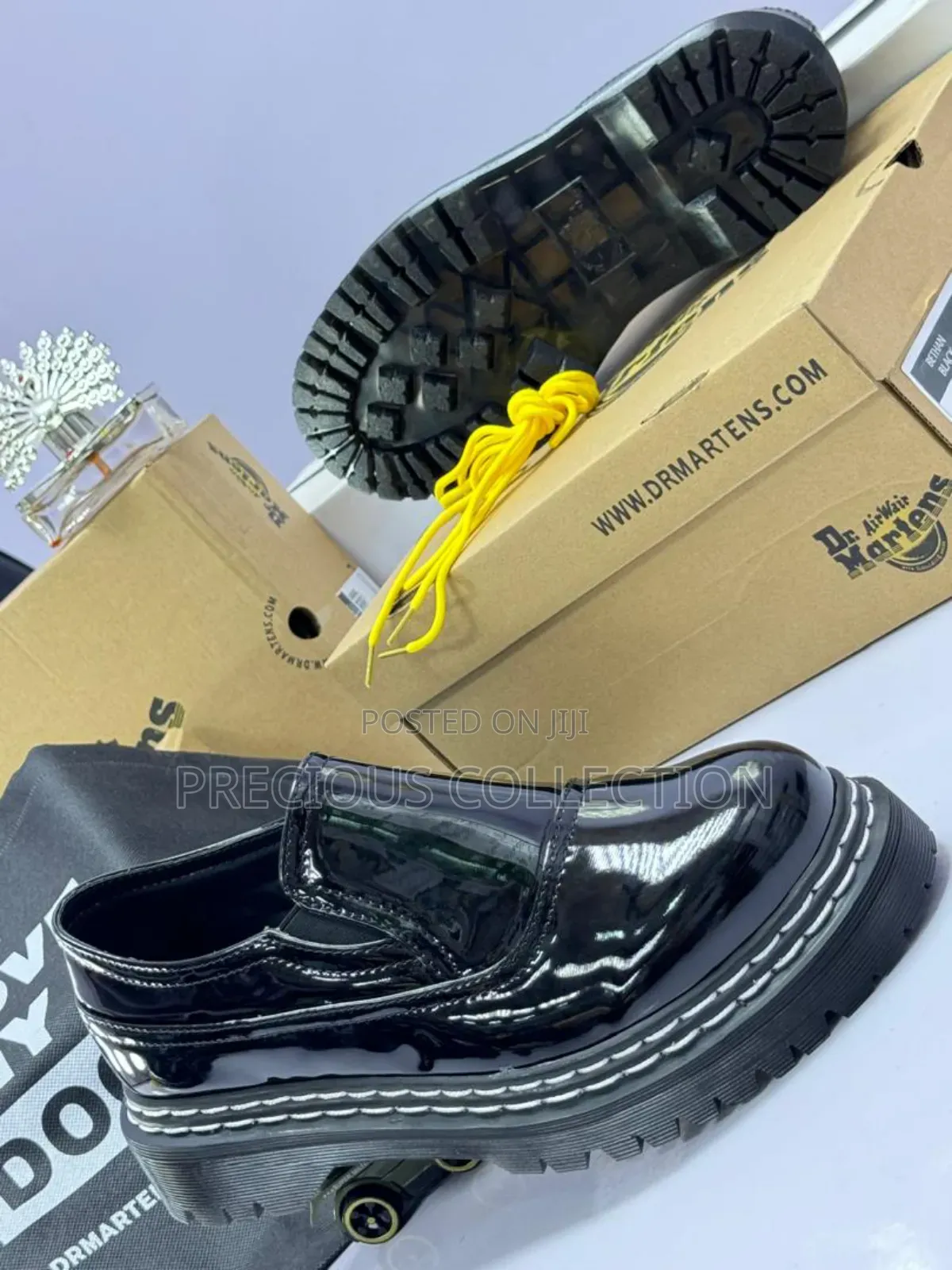 Dr Martens Pull on Leather Shoe