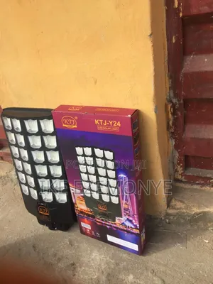 24 Eyes Solar Street Light