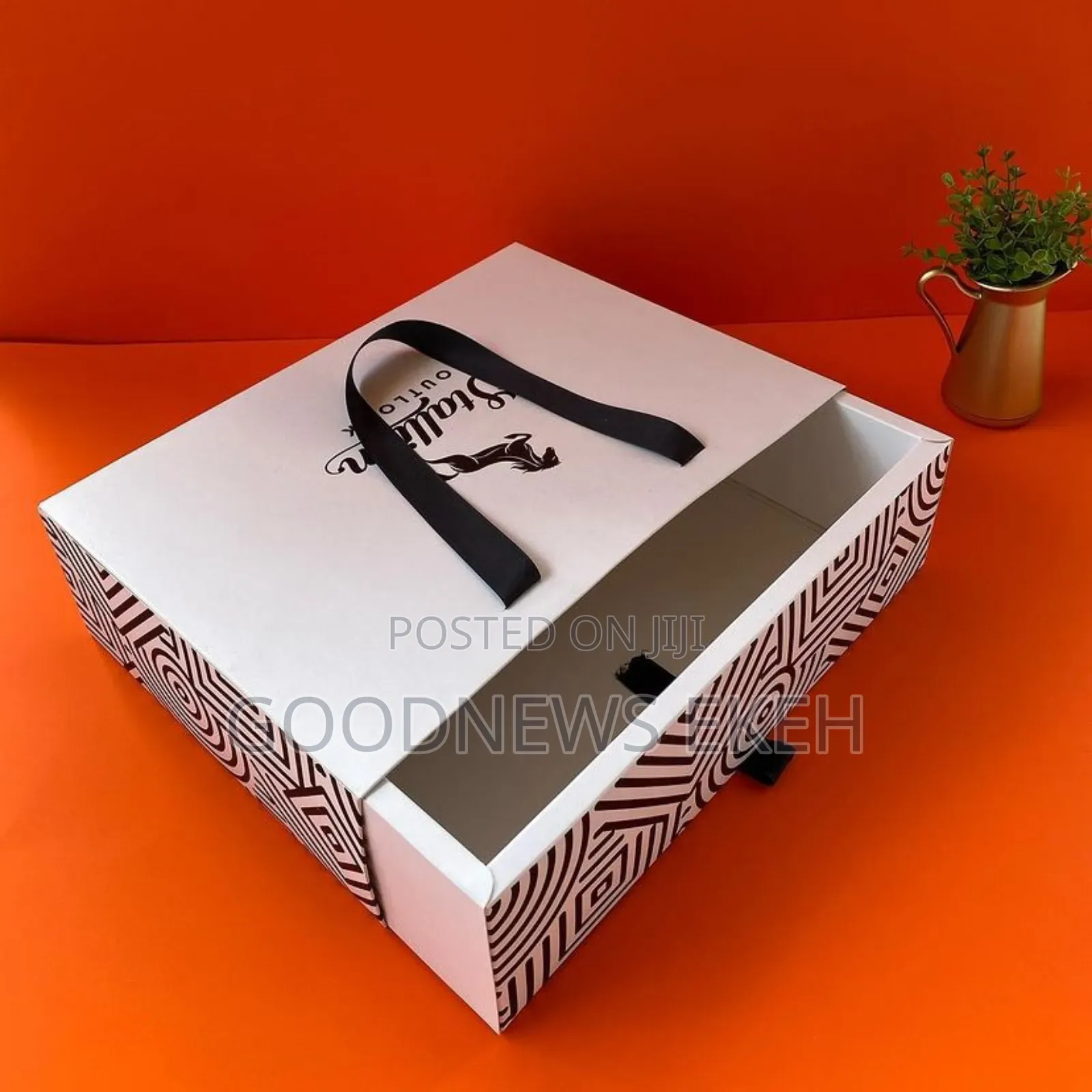 Custom Drawer Gift Box