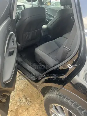 Hyundai Santa Fe Limited Ultimate AWD 2018 Black