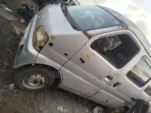 Suzuki Every 2010