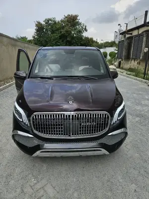 New Mercedes-Benz V-Class 2024 Black
