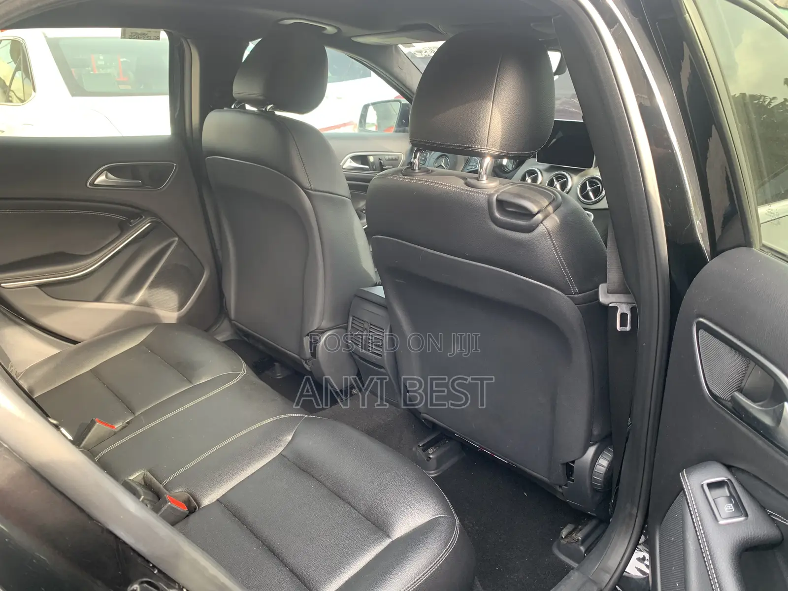 Mercedes-Benz GLA 250 2017 Black