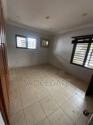 4bdrm Duplex in Lekki Phase 1 for rent
