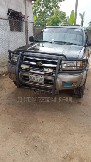 Photo - Toyota 4-Runner 2001 Black