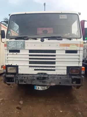 Scania Carriers Truck 6 Tyres Spring Spring Tokunbo