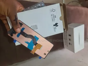 Samsuny Galaxy Fold4 Original Outer Screen Available