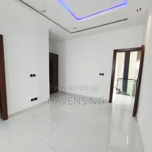 5bdrm Duplex in Lekki Phase 1 for sale