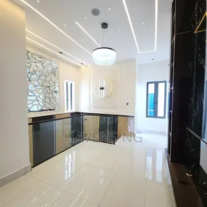 4bdrm Duplex in Lekki Phase 1 for sale