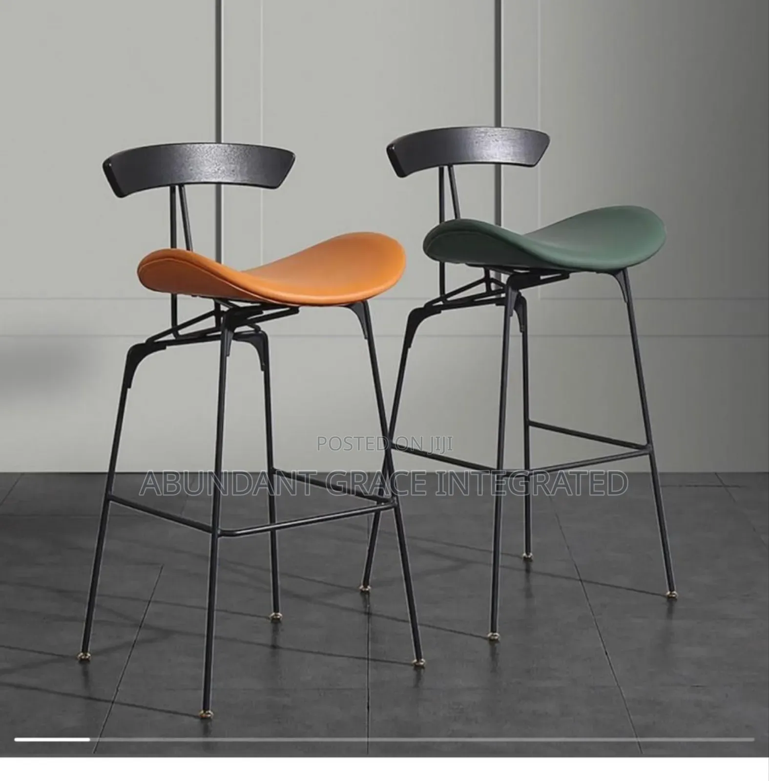 Bar Stool With Metal Legs.