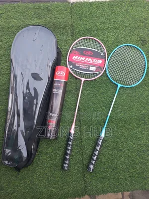 Photo - Pair Badminton Racket With Shuttle