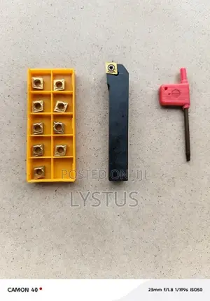 SCLCR 1616 H09 (95°) Toolholder for Screw-on Inserts