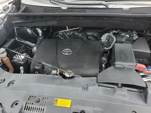 Toyota Highlander Limited 4x4 V6 (3.5L 6cyl 8A) 2018 Black