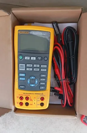 Fluke 725 (Multifunction Process Calibrator)