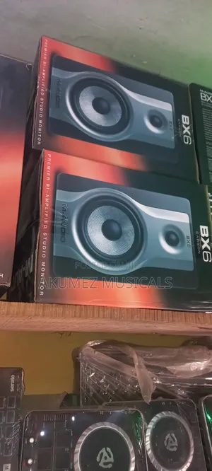 Photo - M Audio Bx 6 Monitor Speakers