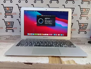 Laptop Apple MacBook Air 2014 4GB Intel Core i5 SSD 128GB