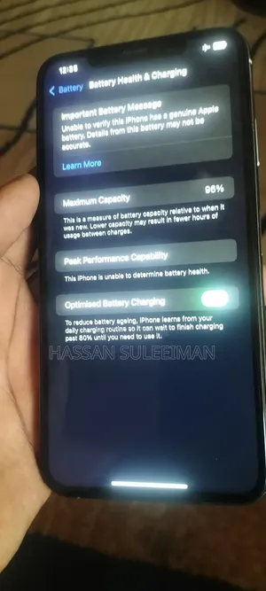 Photo - Apple iPhone XS Max 256 GB White