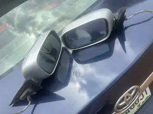 Toyota Camry Mirror ( Muzzle)