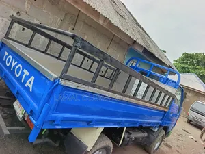 Nigeria Used Toytoyota Dyna 150 3y Petrol Engine