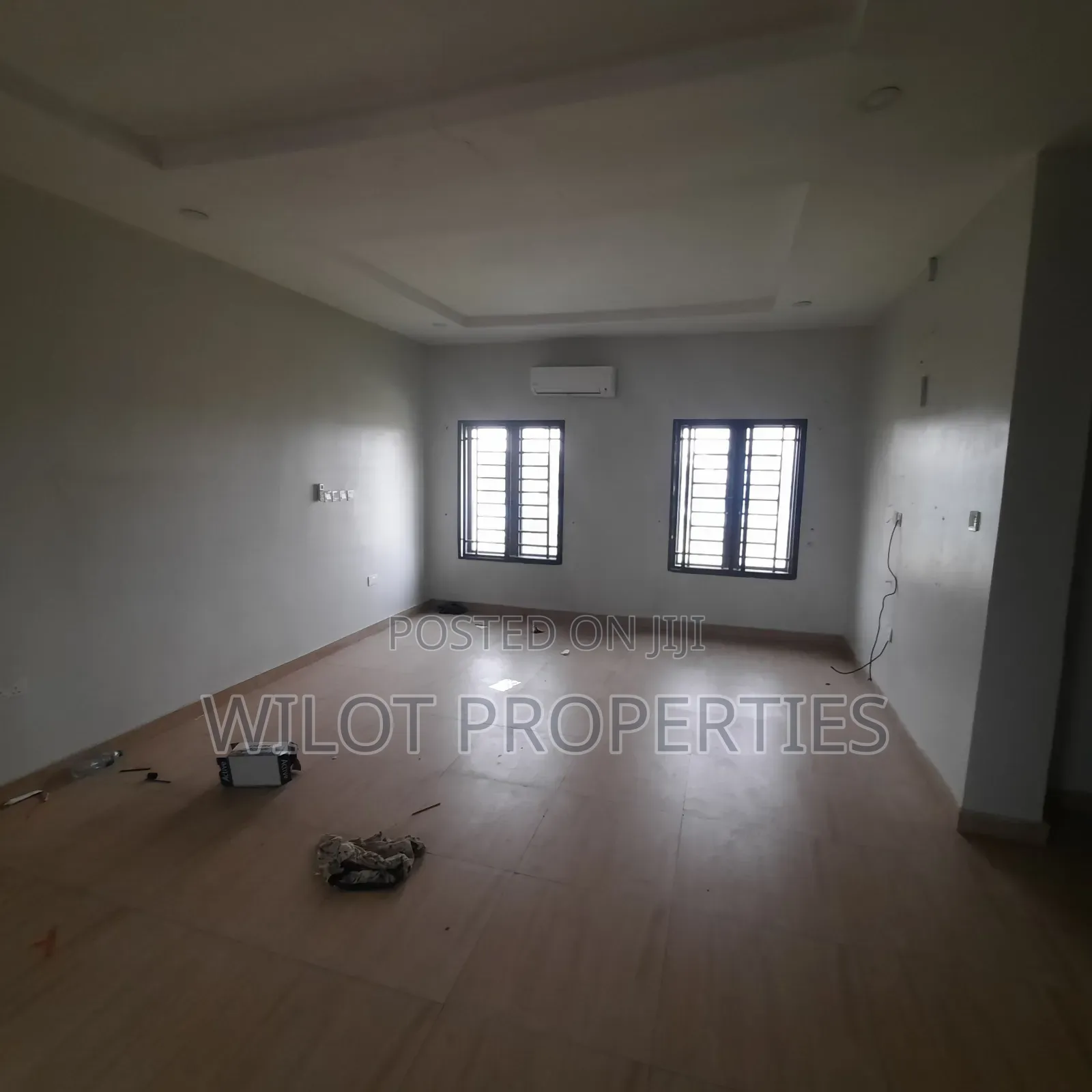 5bdrm Townhouse / Terrace in Jabi for rent