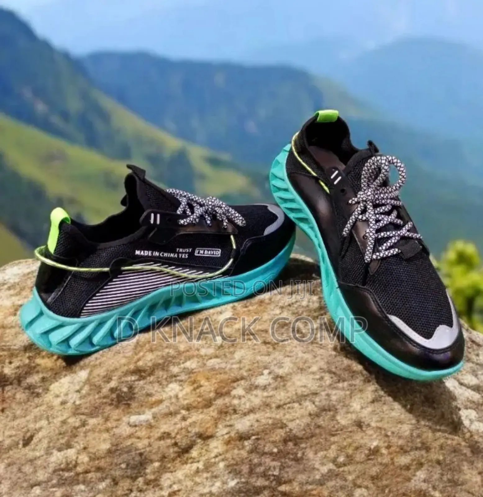 Black Running Snacker With a Touch of Green