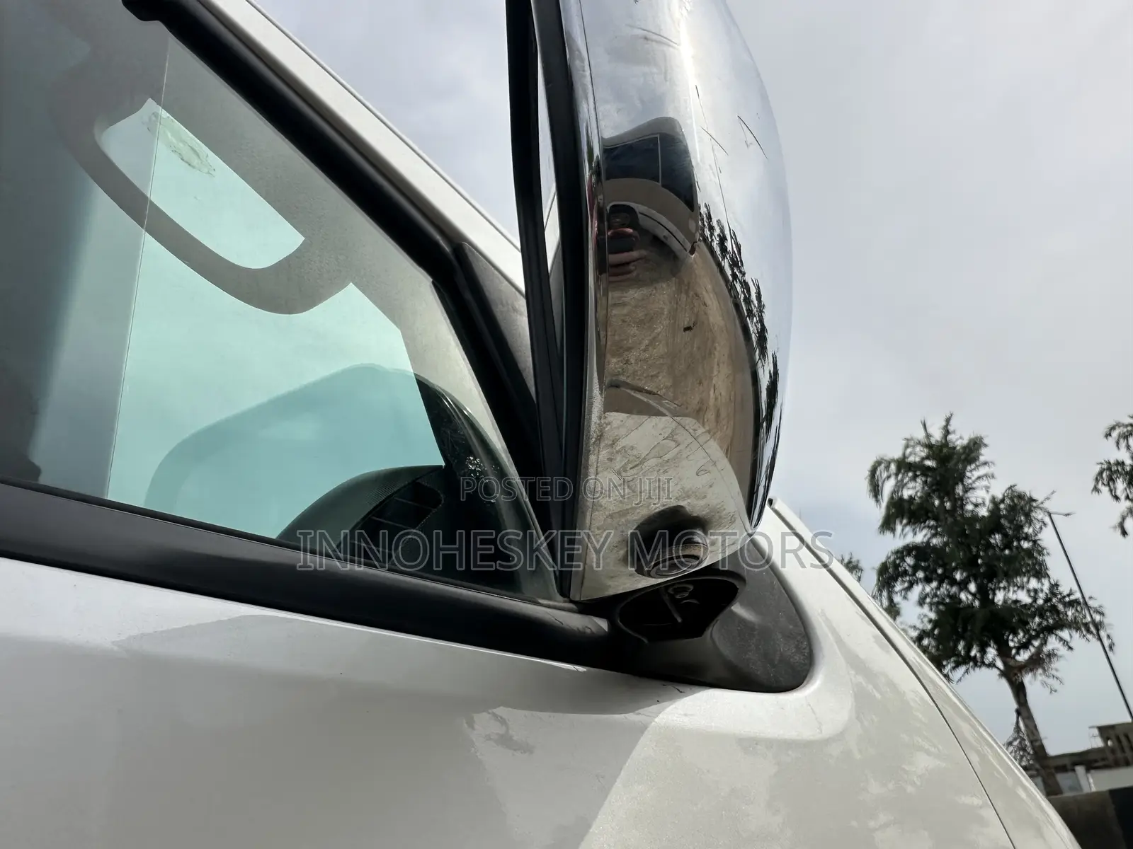 Toyota HiAce 2018 White
