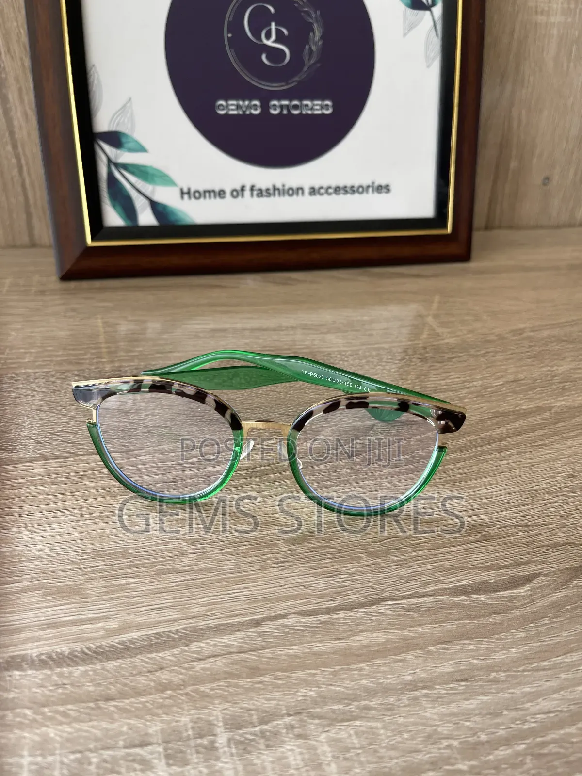 Chic Leopard Print Green Frame Glasses - Stylish Readers