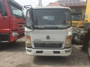 Howo Semi Trailer Pick Up 2010 White