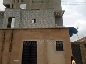 Photo - 12bdrm Block of Flats in Oniwaya, Agege for sale