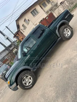 Toyota Tacoma 2002 Green