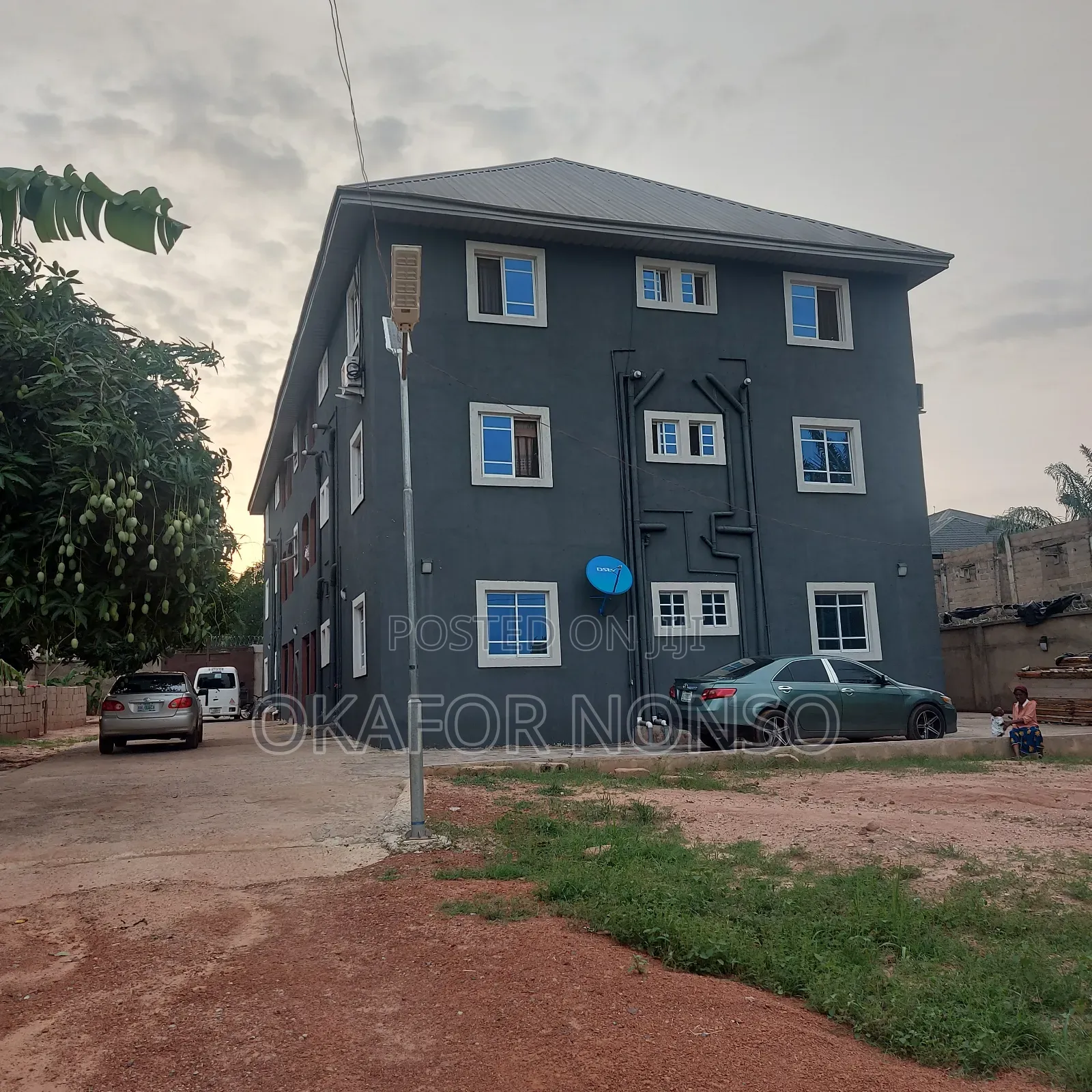 4bdrm Block of Flats in Victoria Apartments, Enugu for rent
