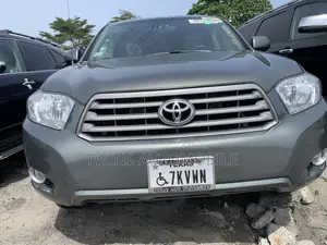 Toyota Highlander Limited 2010 Green