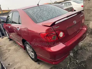 Toyota Corolla 1.4 D-4D Automatic 2005 Red