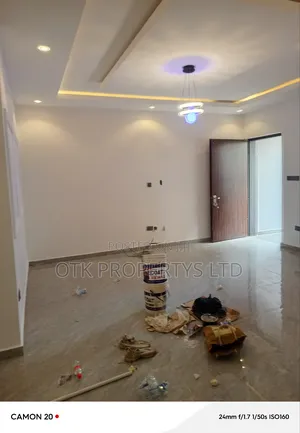 2bdrm Block of Flats in Fo1, Kubwa for rent