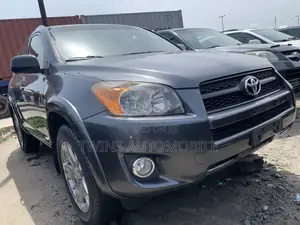 Toyota RAV4 2.5 Limited 2010 Gray