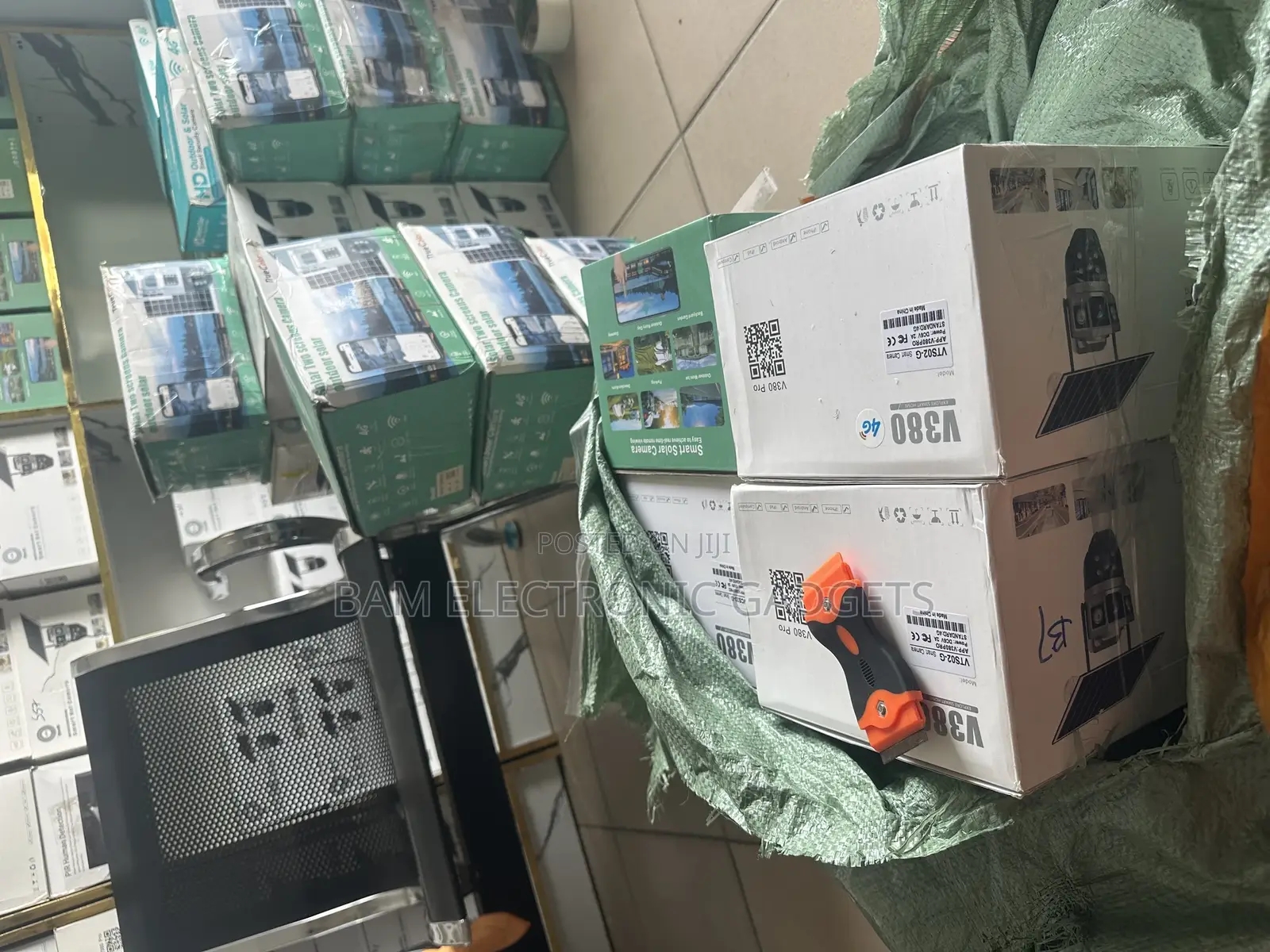 Ubox Solar CCTV Camera With Dual Lens