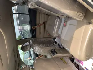 Toyota Highlander Limited 2010 White
