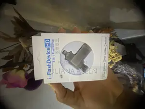 Photo - Original 4 in 1 Flash Drive 1tb
