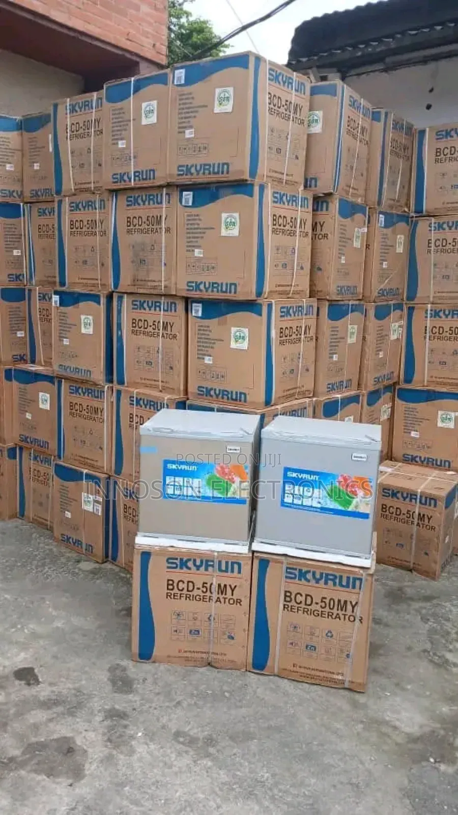 Skyrun Bedside Fridge