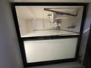 Glass Demarcation