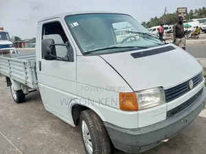 Volkswagen Transporter 2002 White