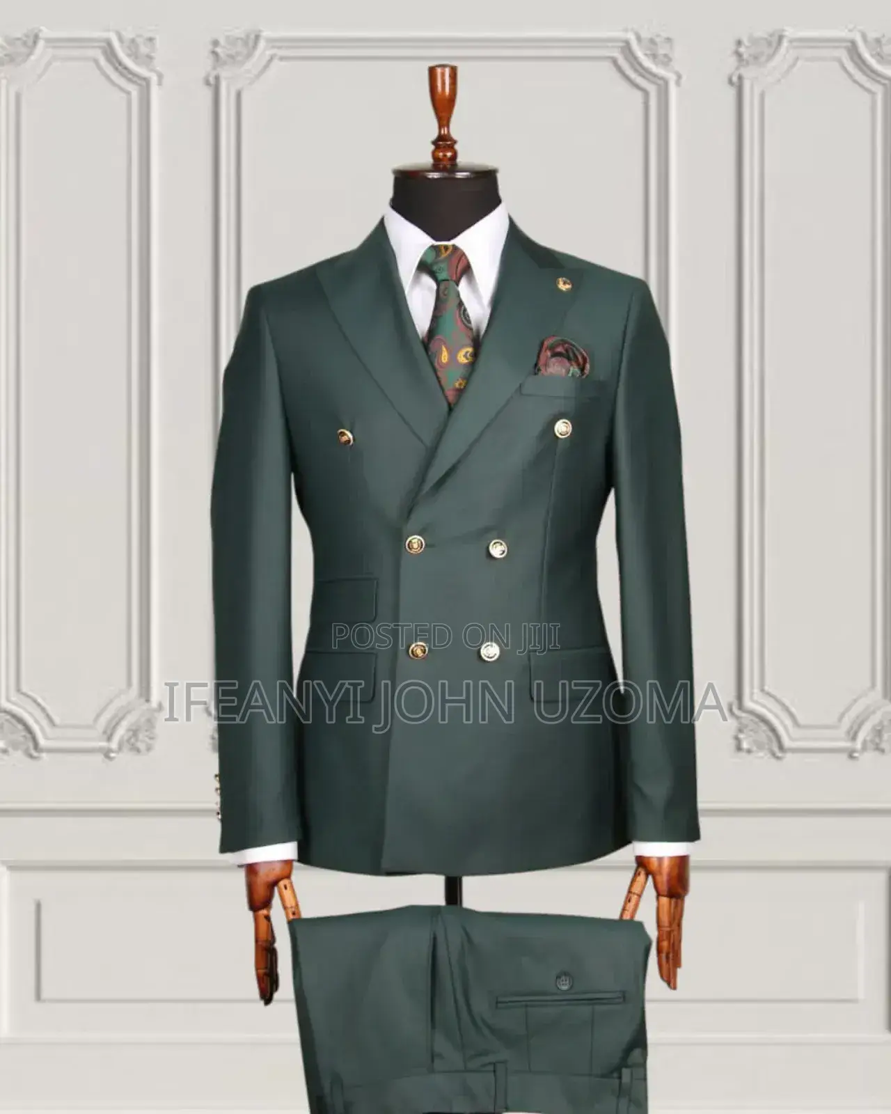 Exclusive Double Breasted Suit