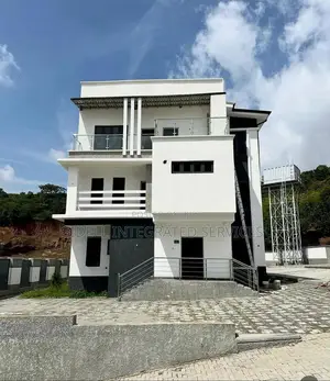 6bdrm House in Guzape District for sale