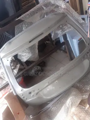 Back Boot for Mitsubishi Outlander 2016