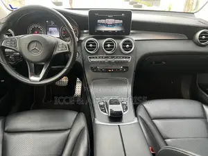 Mercedes-Benz GLC-Class 2018 Red