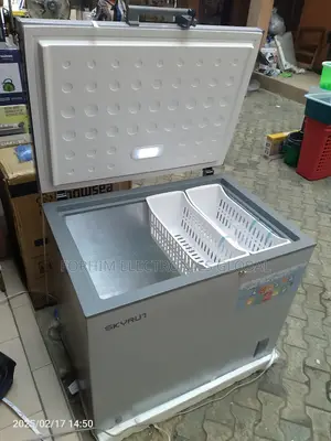 Skyrun 260l Chest Freezer